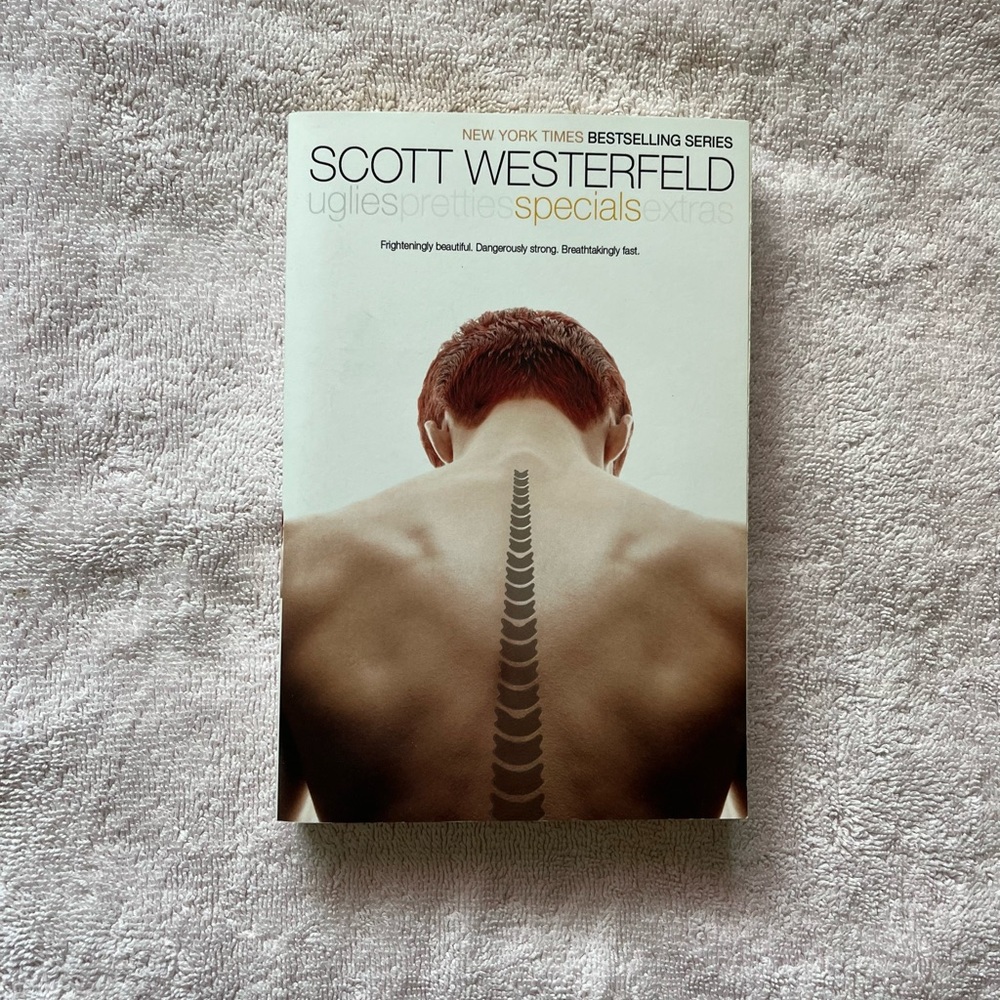 Scott Westerfeld 'Specials' Book